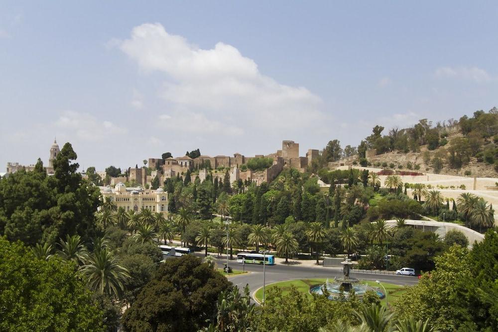 Hotel Ms Maestranza Malaga Bagian luar foto