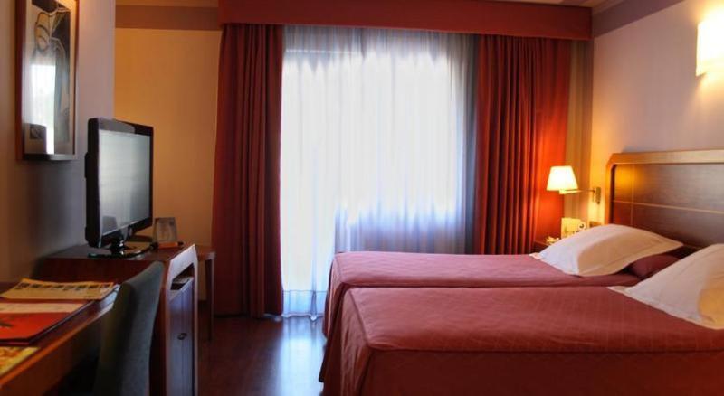 Hotel Ms Maestranza Malaga Ruang foto
