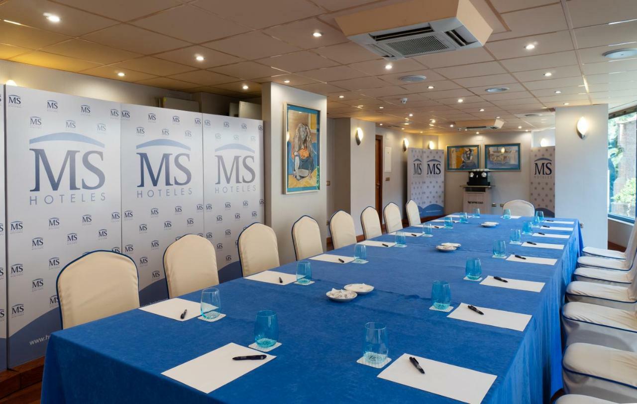 Hotel Ms Maestranza Malaga Bagian luar foto